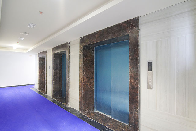 hinh-anh-thi-cong-q7-boulevard-thang-11-2020-14