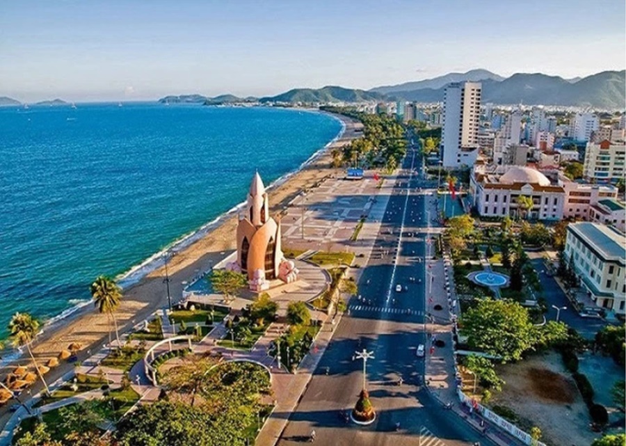 thi-truong-bat-dong-san-nghi-duong-am-dan-trong-nam-2022-1